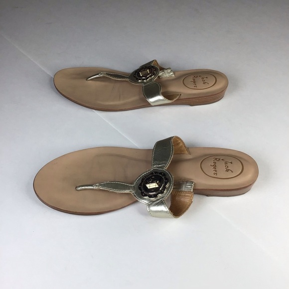 Jack Rogers Larissa Sandal in Platinum Size 8. - Picture 7 of 9